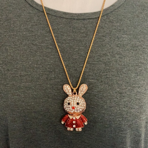 Betsey Johnson rhinestone Bunny necklace - Picture 4 of 5